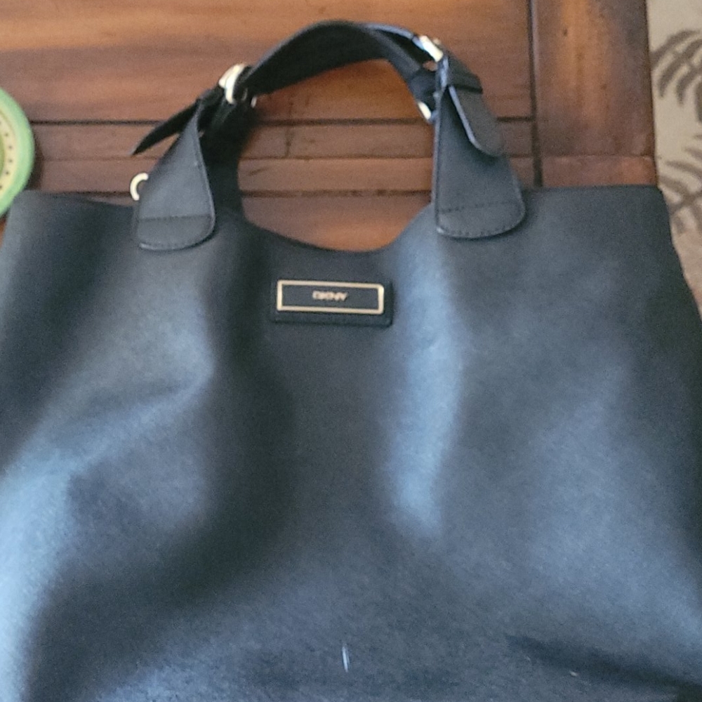 DKNY tote
